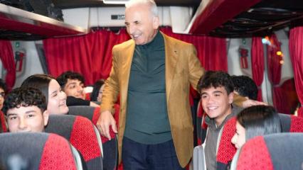 Ümraniye'den Çanakkale'ye: Gençler milli hafızanın izinde!