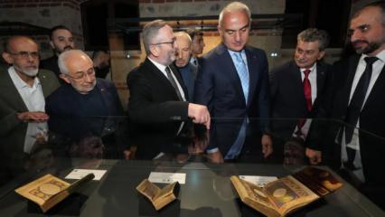 700 yıllık yazma eserler İstanbul'da ziyarete açıldı