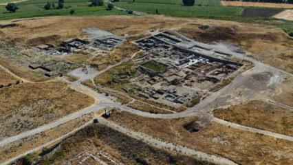 77 yıldır aralıksız kazılıyor! 6 bin yıl &ouml;ncesine dayanıyor