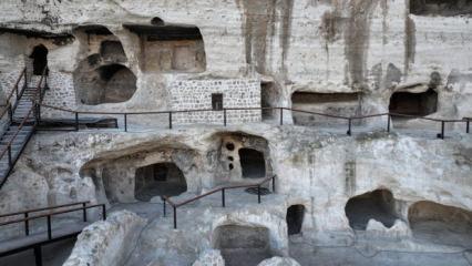 Batman'da 12 bin yıllık sır perdesinde sona gelindi