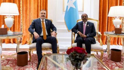 Dışişleri Bakanı Fidan, Somali Cumhurbaşkanı Mahmud ile g&ouml;r&uuml;şt&uuml;