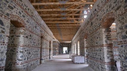 Esenler'deki tarihi tabur binası kütüphane oluyor