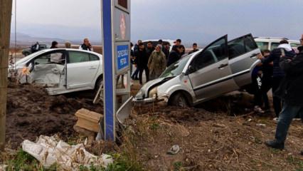 Gaziantep'te iki ayrı kazada 5 kişi yaralandı