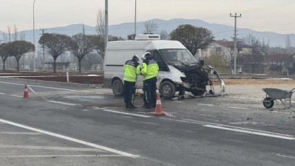 Öğrenci servisi kamyonetle çarpıştı: Çok sayıda yaralı var!