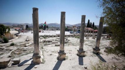  Ramallah'ta tarihi eser rezaleti! İsrail ordusu Bizans s&uuml;tunlarını vin&ccedil;le gasp etti