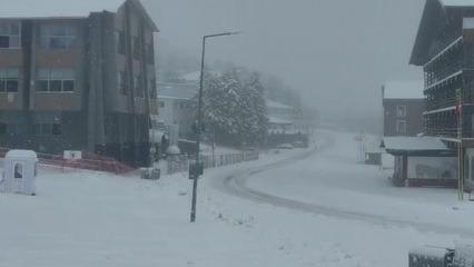 Uludağ&rsquo;da kar kalınlığı 5 santimetreye ulaştı