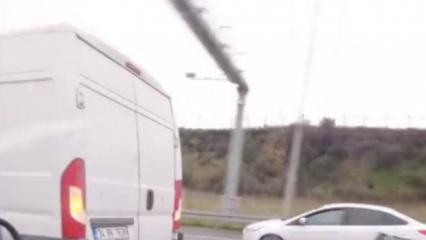 Aracın arkasına bağladığı onlarca kasayla b&ouml;yle yol aldı!