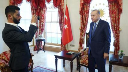 Başkan Erdoğan, Oscar ödüllü Filistinli yönetmen Basel Adra'yı kabul etti!