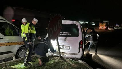 Edirne'de minib&uuml;ste 20 ka&ccedil;ak g&ouml;&ccedil;men yakalandı