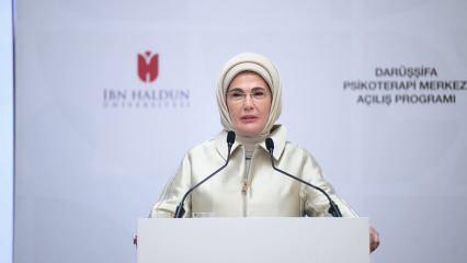 Emine Erdoğan, İHÜ İPAM Darüşşifa Psikoterapi Merkezi'nin açılışına katıldı