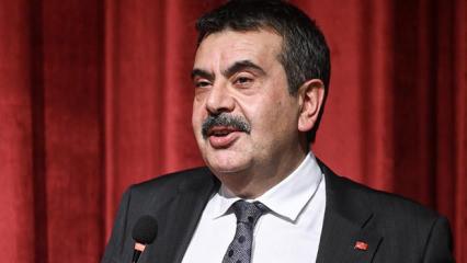 MEB'ten flaş karar: Süre uzatıldı! Sınava girecekler aman dikkat...