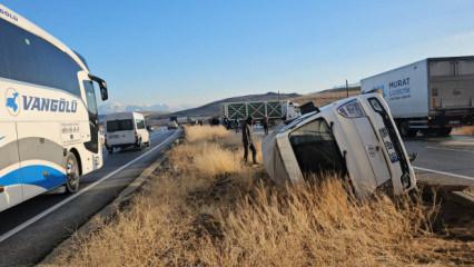 Van'da 6 araçlık zincirleme kaza: 5 yaralı