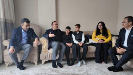 1,3 milyonluk altını sahibine teslim etmişlerdi! "Altın kalpli" &ccedil;ocuklar ilk kez konuştu