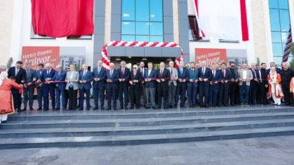 Başkan Altay, KKTC'de G&uuml;zelyurt Belediyesi Binası A&ccedil;ılısı'na katıldı 