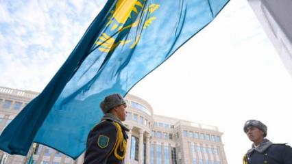 Kızıl zincirleri 34 yıl &ouml;nce kırdılar! Kazakistan bağımsızlığını kutluyor!