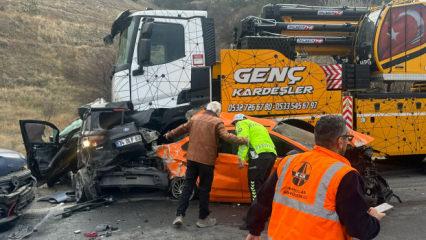 Ankara'da vin&ccedil;, 13 araca &ccedil;arptı; yaralılar var!