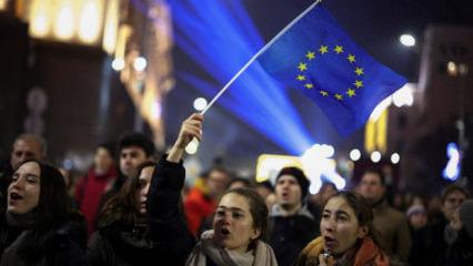 Bulgaristan'da siyasi kriz derinleşiyor: Erken se&ccedil;im kapıda!