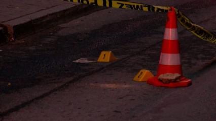 Feci olay! Gen&ccedil; kadın cam silerken dengesini kaybedip yere &ccedil;akıldı