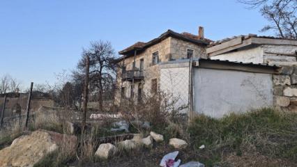 Evin bah&ccedil;esindeki k&ouml;pek &ccedil;ocuklara saldırdı: 14 yaşındaki &ccedil;ocuk ağır yaralı