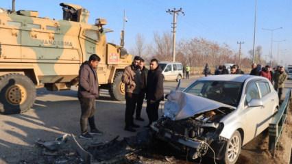 Iğdır-Halfeli yolunda otomobil ile kamyon kafa kafaya &ccedil;arpıştı