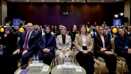 KADEM&rsquo;in Geleceğe İşbaşı Projesi 7. d&ouml;nem mezunlarını verdi