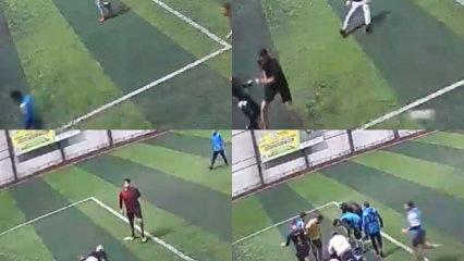 Kahramanmaraş'ta halı sahada &ouml;l&uuml;m kameraya yansıdı