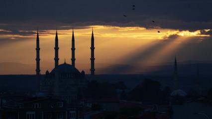 Mukaddes &uuml;&ccedil; aylar yarın başlıyor