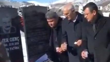 &Ouml;zg&uuml;r &Ouml;zel rakı g&ouml;r&uuml;nt&uuml;lerine 'Ayyaşlar Bayramı' g&ouml;ndermesi! 'M&uuml;kafatını se&ccedil;imde alacak'