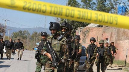 Pakistan'da ter&ouml;r operasyonu: 13 militan &ouml;ld&uuml;r&uuml;ld&uuml;