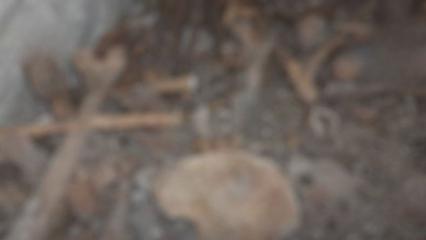 Suriye'de eski 'Devlet G&uuml;venliği Merkezi'nden toplu mezar &ccedil;ıktı