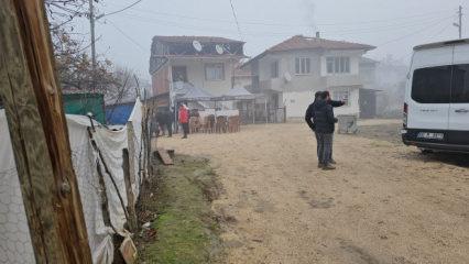 Tartıştığı arkadaşını evinin &ouml;n&uuml;nde vurdu