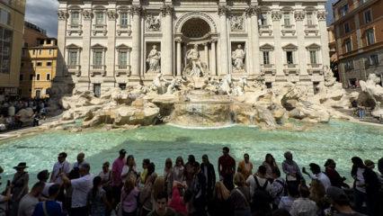 Trevi &Ccedil;eşmesi 1 Şubat'tan itibaren turistlere &uuml;cretli oluyor