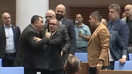 Bulgaristan meclisinde kavga! T&uuml;rk vekili hedef aldılar