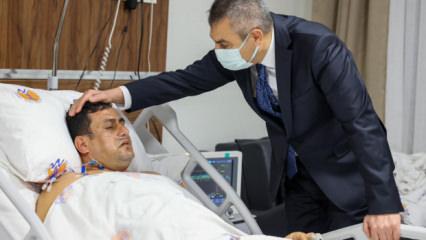 Ortaokul &ouml;ğrencisi tarafından vurulan okul m&uuml;d&uuml;r&uuml; servise alındı