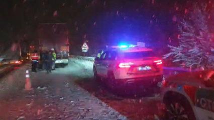 Bolu Dağı T&uuml;neli &ccedil;ıkışında 6 aracın karıştığı zincirleme kaza!