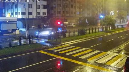 Ehliyetsiz maganda kırmızı ışıkta bekleyen genci hayattan kopardı!