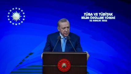 Son Dakika... Erdoğan a&ccedil;ıkladı: T&uuml;rkiye dijital k&ouml;pr&uuml; olacak!