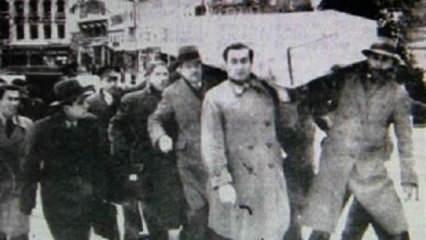 İstiklal Şairi &ccedil;ıplak tabutla uğurlanmıştı
