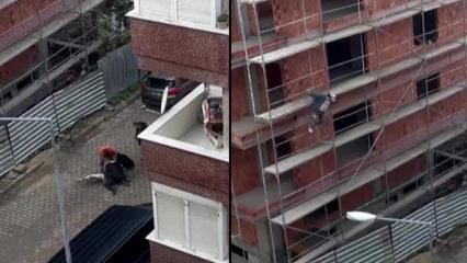 İş&ccedil;ilere k&uuml;f&uuml;rl&uuml; saldırı! Arkadaşlarına yardıma koşan iş&ccedil;i kamerada