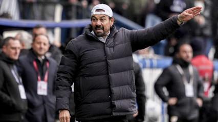 Takımını ateş hattından &ccedil;ıkaran Servet &Ccedil;etin: &Ccedil;ok g&uuml;zel bir galibiyet oldu