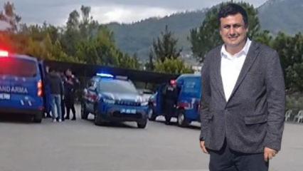 Ortaokul &ouml;ğrencisi okul m&uuml;d&uuml;r&uuml;n&uuml; t&uuml;fekle vurdu!