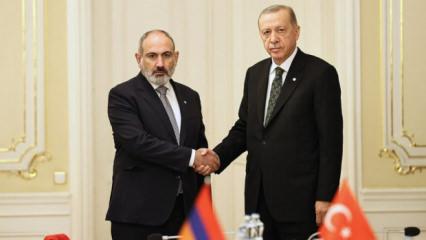 Paşinyan'dan T&uuml;rkiye mesajı: 'Vakti geldi' diye duyurdu