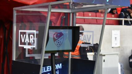 Fenerbah&ccedil;e-Beşiktaş ma&ccedil;ının VAR hakemi belli oldu