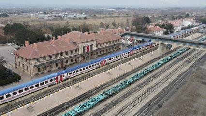 Yeni sezonun ilk seferi: Turistik Doğu Ekspresi Erzincan&rsquo;a ulaştı!