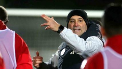 Antalyaspor, Sami Uğurlu y&ouml;netiminde ilk antrenmanına &ccedil;ıktı