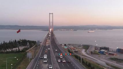 Bakan Uraloğlu: 2025 yılında k&ouml;pr&uuml;lerden 1 milyar 122 milyon ara&ccedil; ge&ccedil;işi oldu!