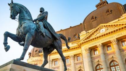 B&uuml;kreş&rsquo;te tarih, k&uuml;lt&uuml;r ve mimariyi yansıtan simge yapılar