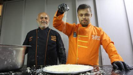 Down sendromlu Mehmet Antakya k&uuml;nefesi ustası oldu, &ouml;zel m&uuml;şterileri bile var!