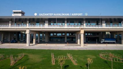 Gaziantep Havalimanı u&ccedil;uşlara a&ccedil;ıldı