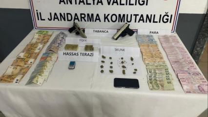 Manavgat'ta uyuşturucu operasyonu: 1 g&ouml;zaltı